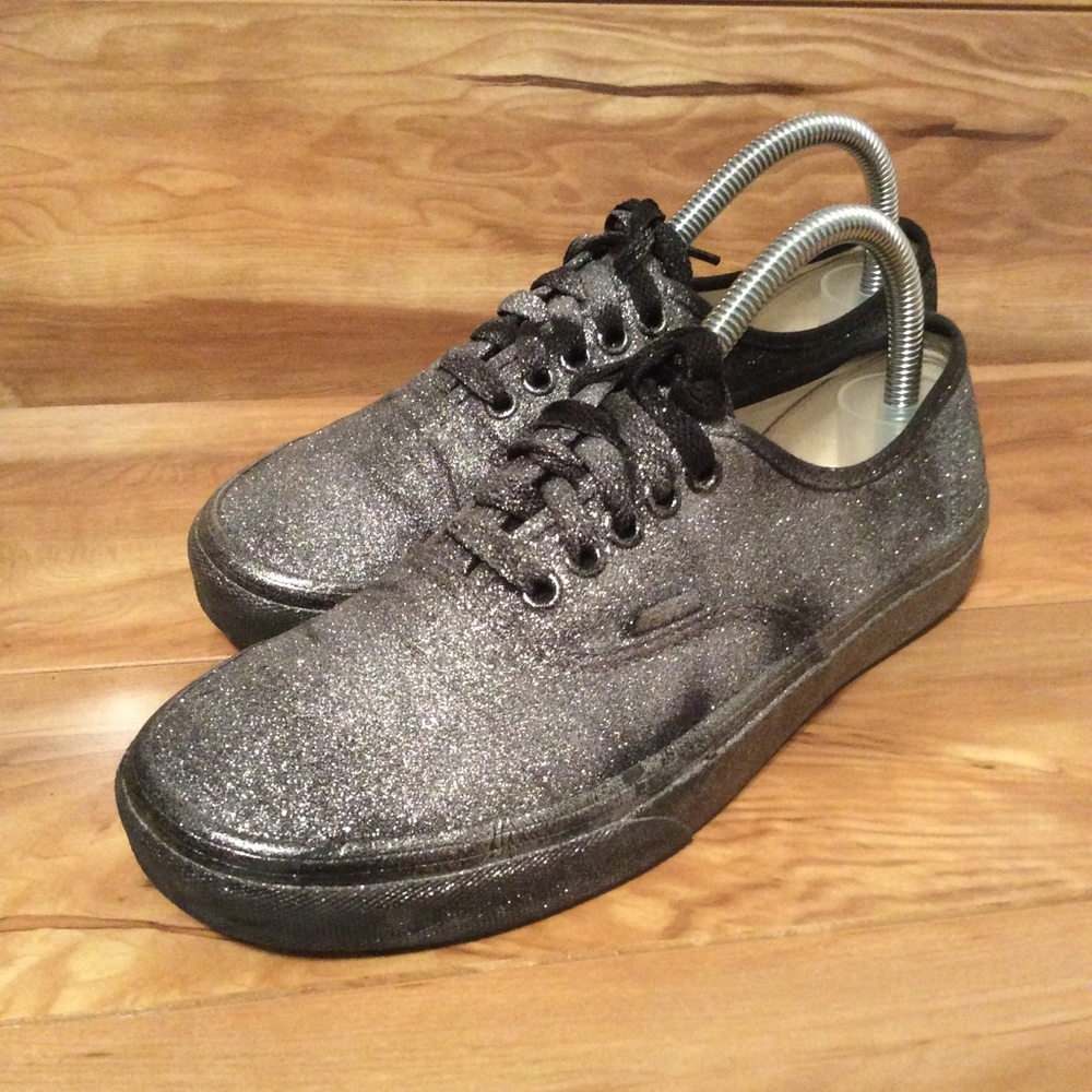 Van’s Sneaker Flats Gray Glitter Wms 8.5/Men’s 7